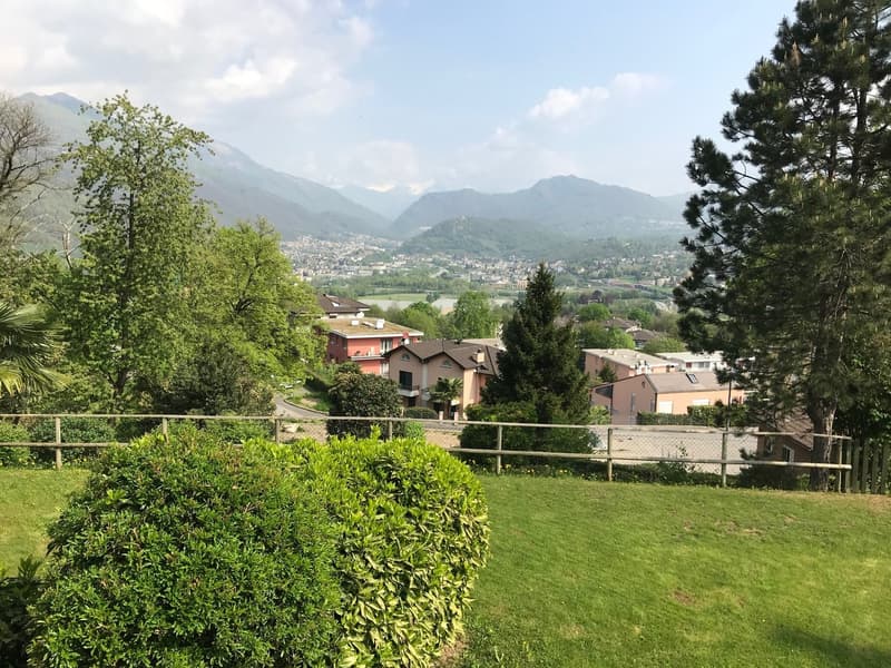Appartamento con giardino in zona tranquilla (18)