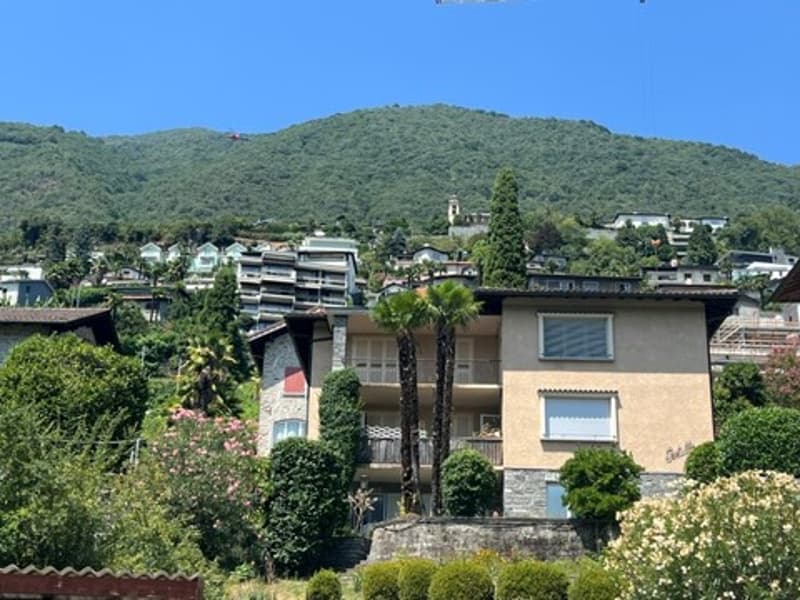 Casa plurifamiliare con vista panoramica a Minusio (1)