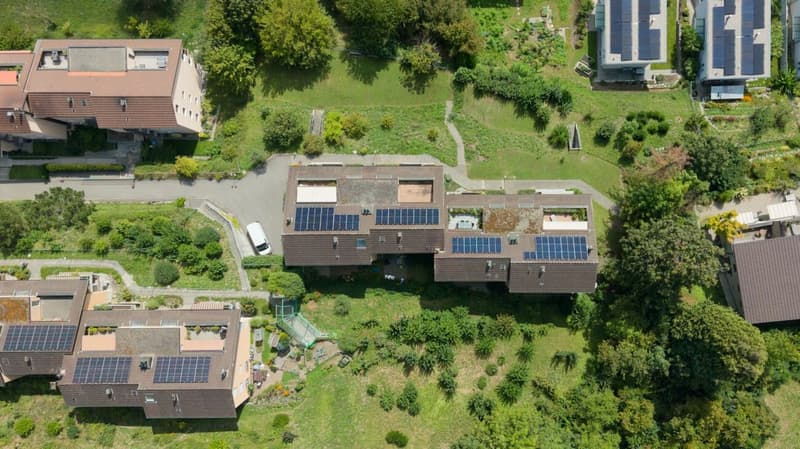 Die Liegenschaften am Buchenweg 10 und 12 aus der Vogelperspektive