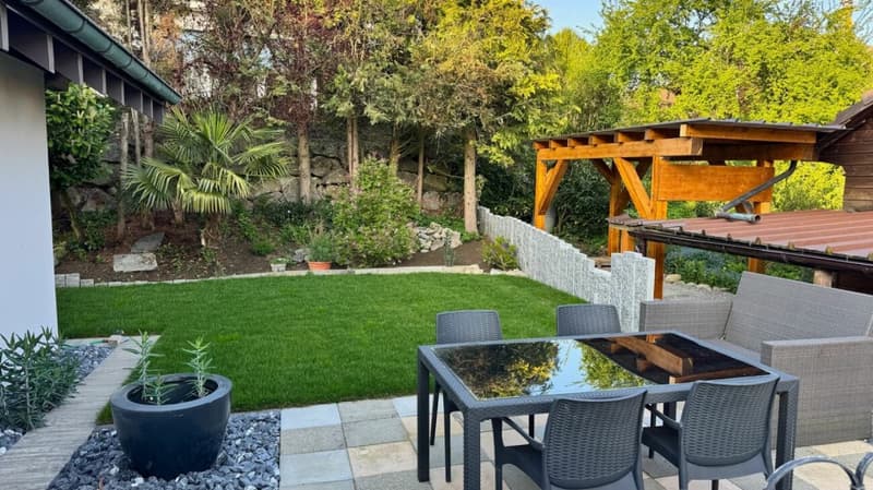 3 ½-Zimmer-DG-Wohnung mit Gartenteil (1)