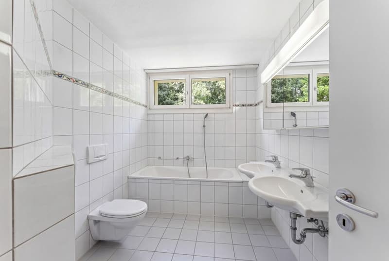 5.5-Zimmer-Wohnung mit zwei Balkonen und Pilatussicht (5)
