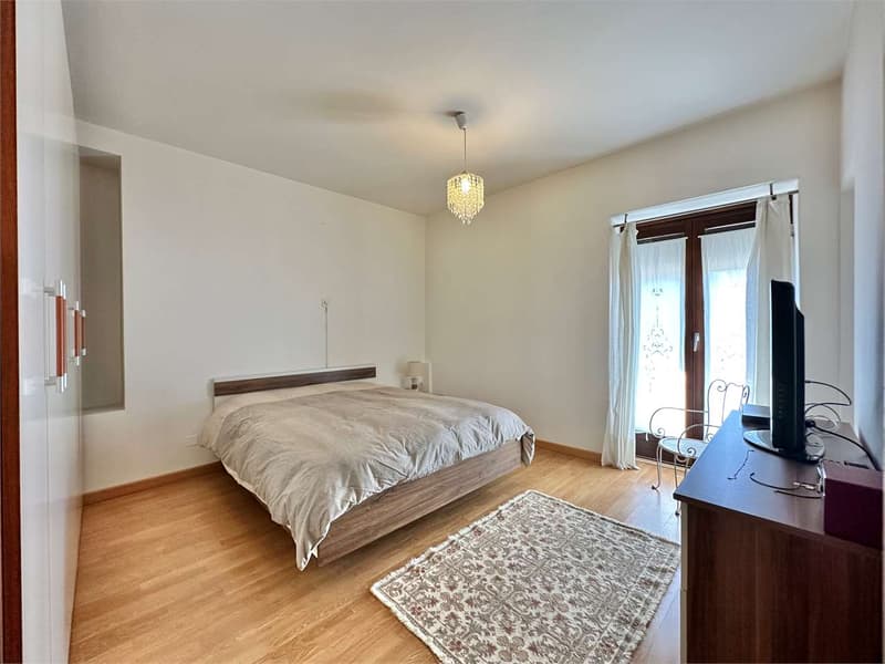 A CURIO immerso nel verde - Duplex di 2.5 locali (8)
