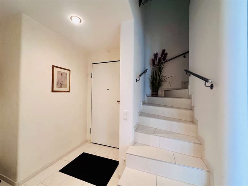 RUVIGLIANA - Duplex 4.5 con magnifica vista lago (2)