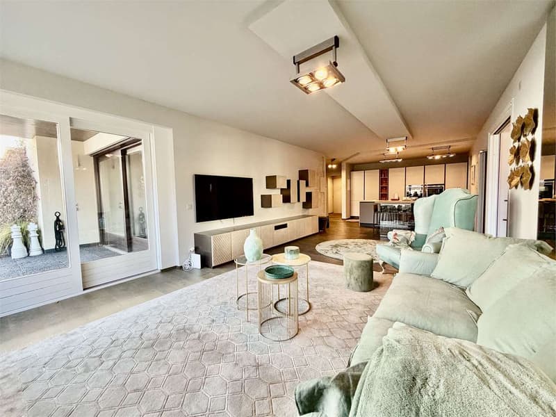 Appartamento 3.5 locali con vista lago in affitto a Porza (Lugano) (2)