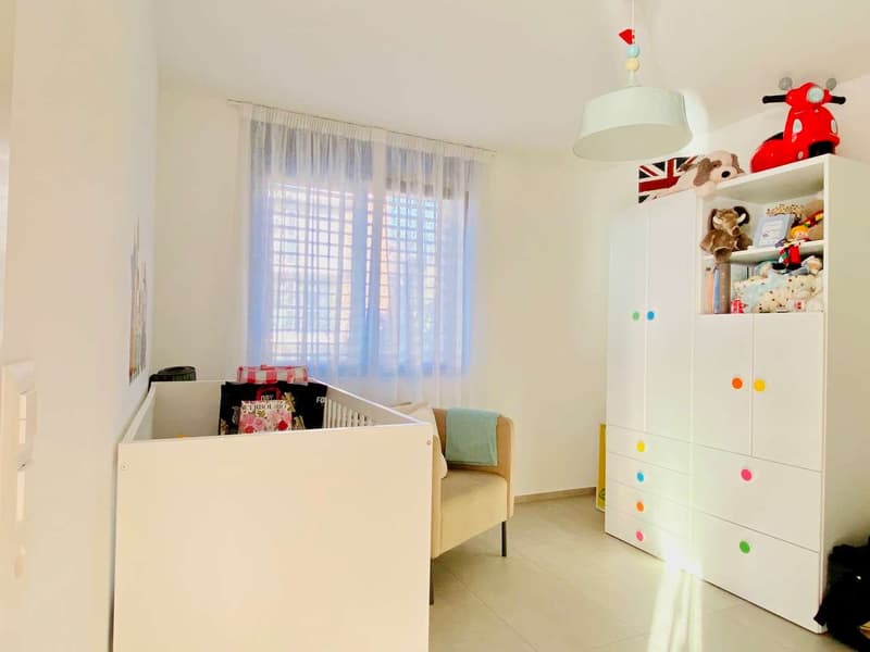 Affittiamo a Davesco luminoso 3.5 loc. signorile (12)