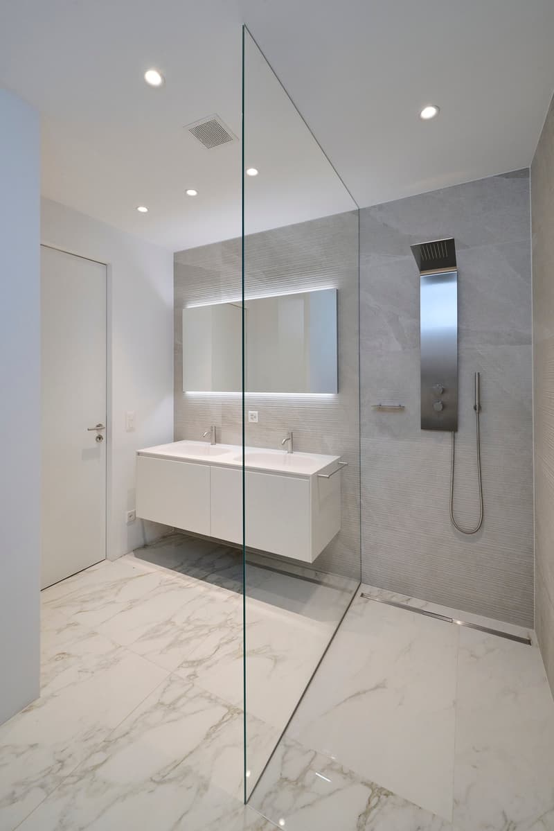 LIBELLULA RESIDENCE: Stupendo appartamento con enorme giardino e vista lago (9)