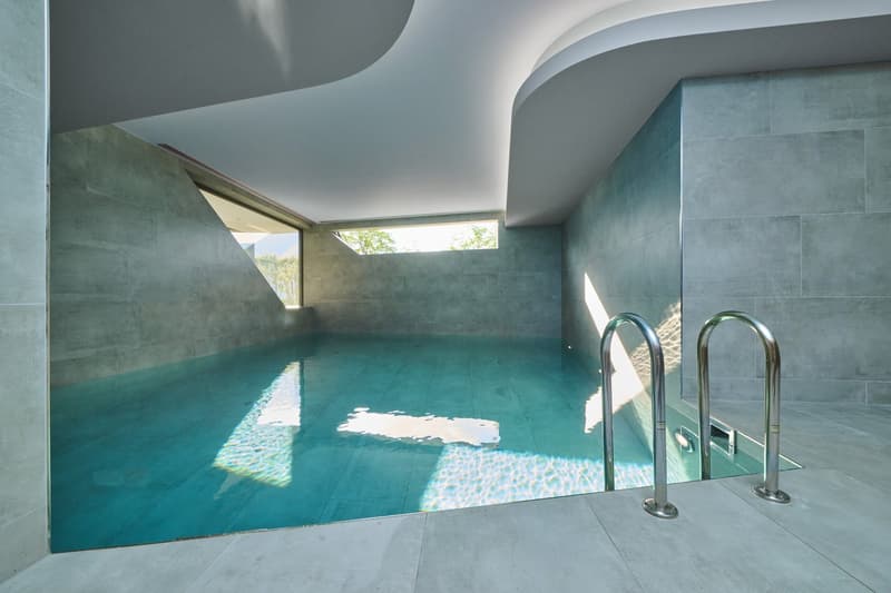 Attico in villa Storica ristrutturata con piscina esterna ed interna (15)