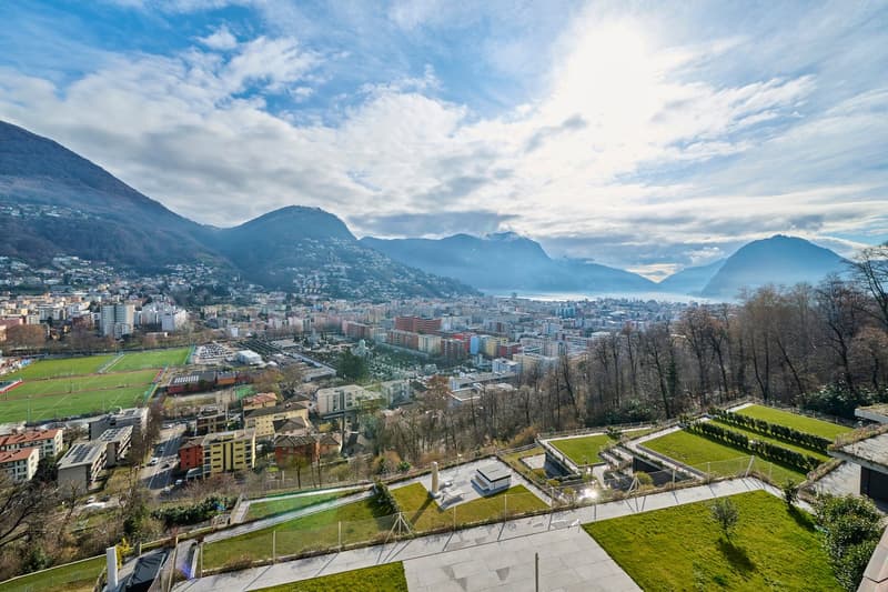 Attico in villa Storica ristrutturata con piscina esterna ed interna (4)