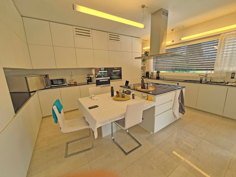 Stupenda villa in stile minimal con Standard Minergie (7)