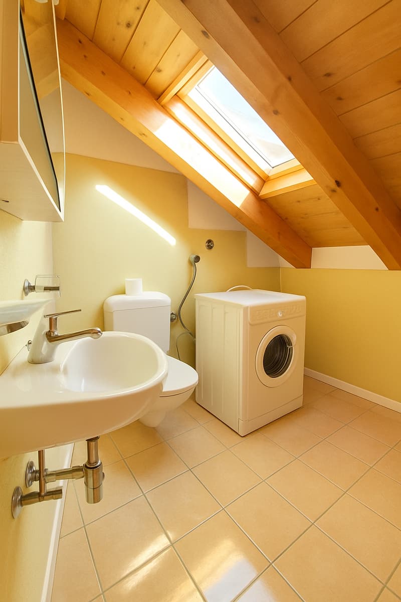 Casa ristrutturata nel nucleo di Bogno, con grande terrazza (9)
