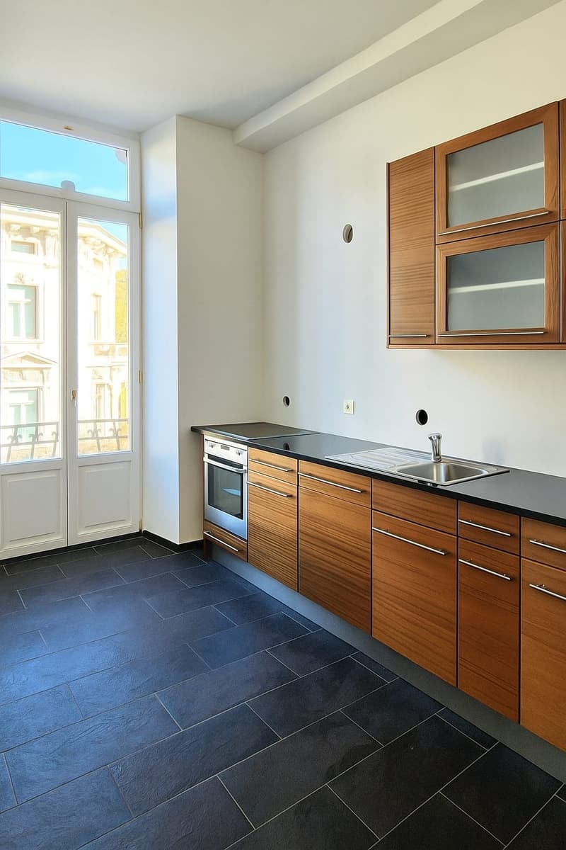 Appartamento di 2,5 locali di alto standing in centro a Lugano (4)