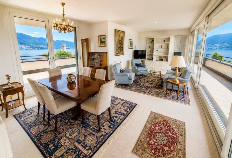 Exklusives Penthouse mit Panoramaterrasse und 180°-Seeblick (4)