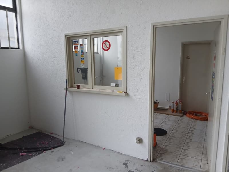 Locale commerciale e magazzino in affitto a Grancia (15)