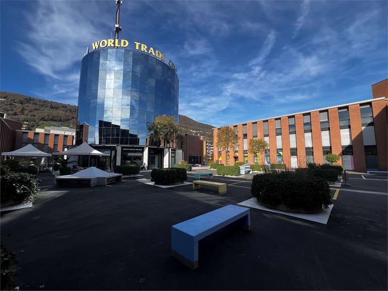 Rif. 2642 - World Trade Center, Agno - ufficio/studio medico in affitt (8)