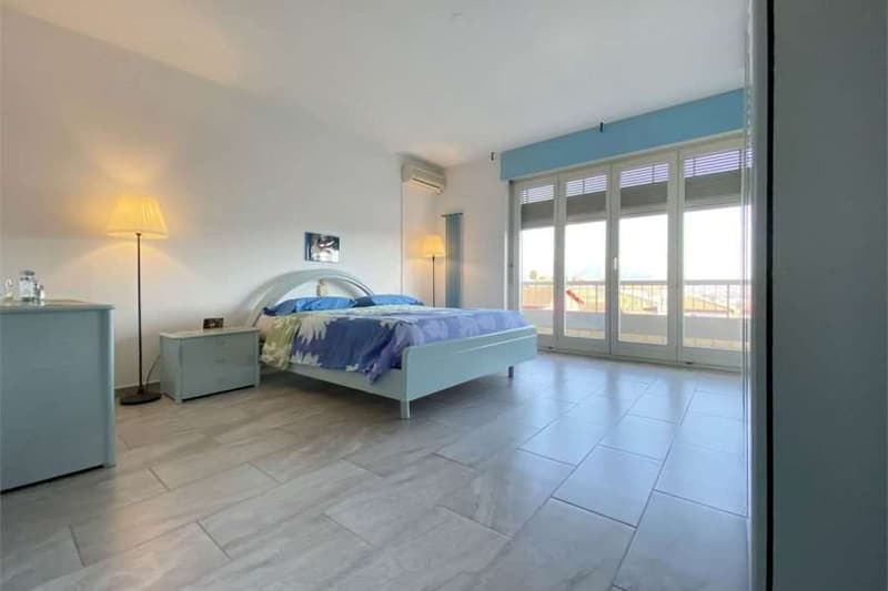 2397_Coldrerio, casa unifamiliare con piscina (6)