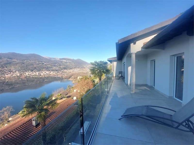 2473_Montagnola, rinnovato 4.5 locali vista lago (1)