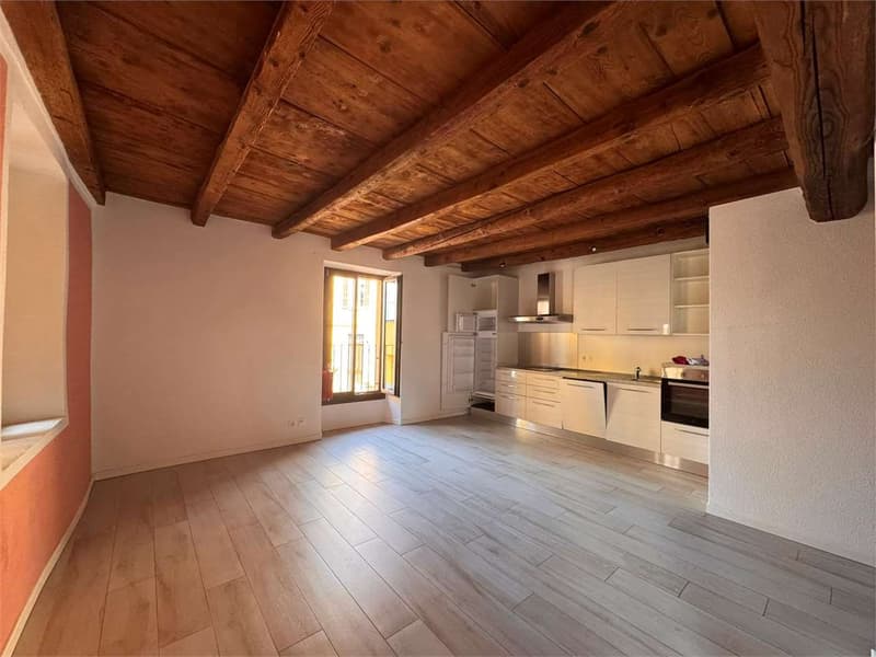 Rif. 2698 Grazioso appartamento 3.5 locali in piccola residenza (2)