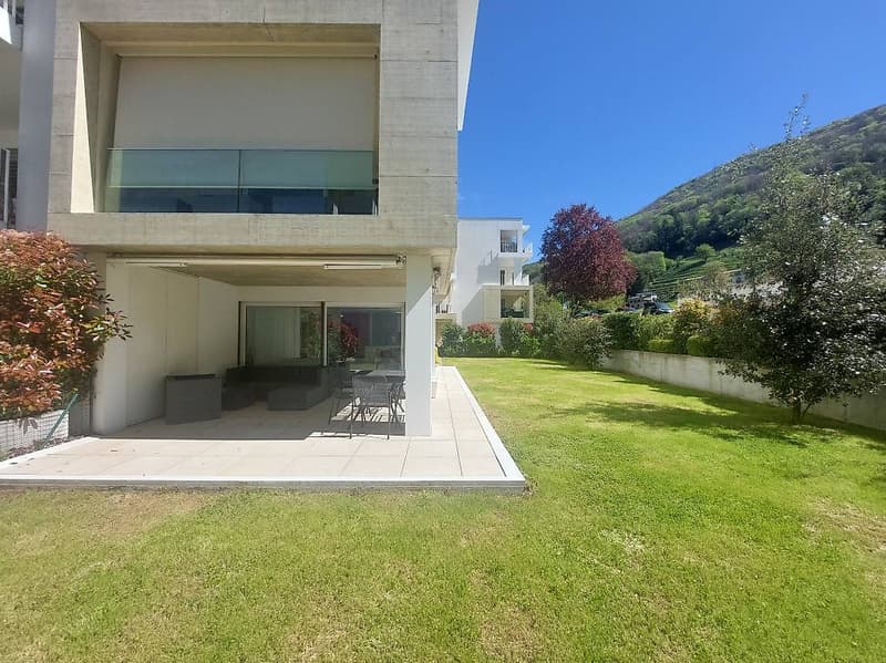 2374_Ampio 3.5 loc. con giardino privato a Barbengo (2)