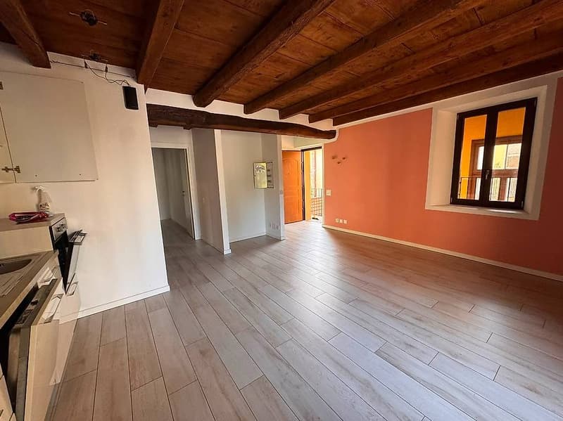 Rif. 2698 Grazioso 3.5 locali in piccola residenza (5)