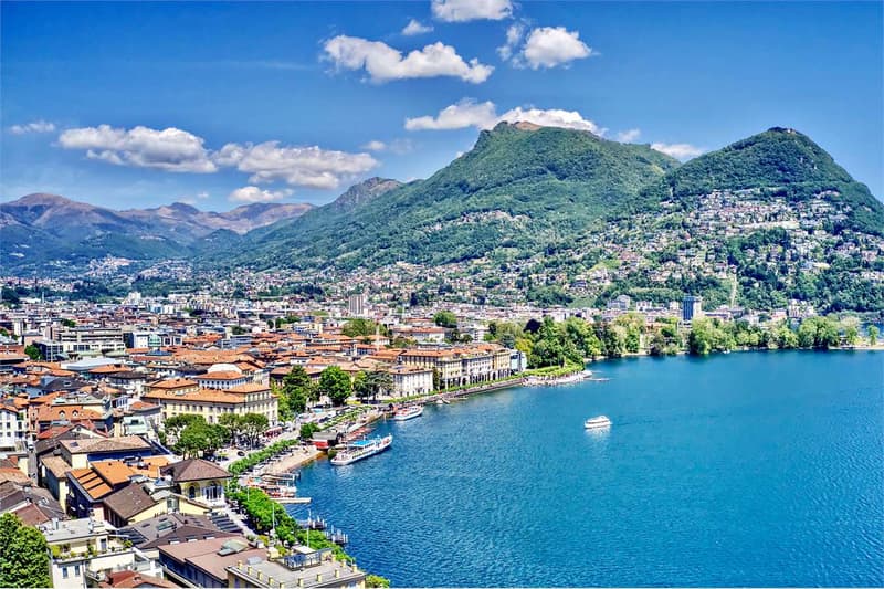 Rif. 2709 Lugano centro storico ampio spazio commerciale (1)