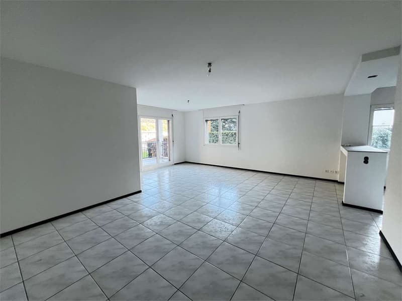 Rif. 2724 Rivera ampio 4.5 locali (3)