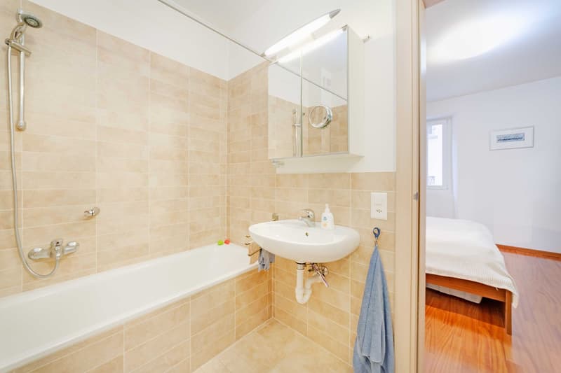 CASLANO – NUR WENIGE SCHRITTE VOM SEE | MÖBLIERTE 3.5-ZIMMER-WOHNUNG MIT TERRASSE – ZWEITWOHNSITZ (11)