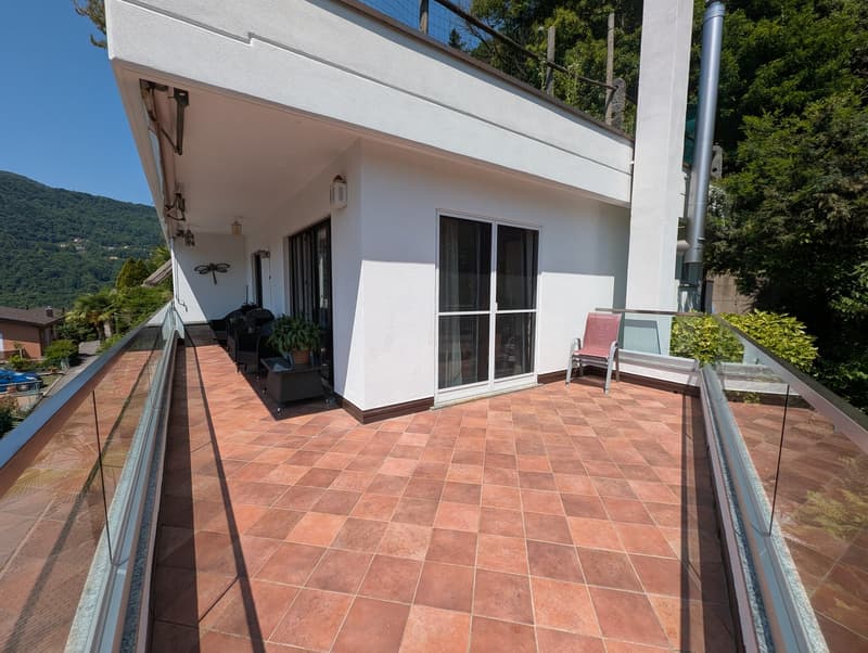 VISTA LAGO - PISCINA INTERNA - TUTTO MERAVIGLIOSO (7)