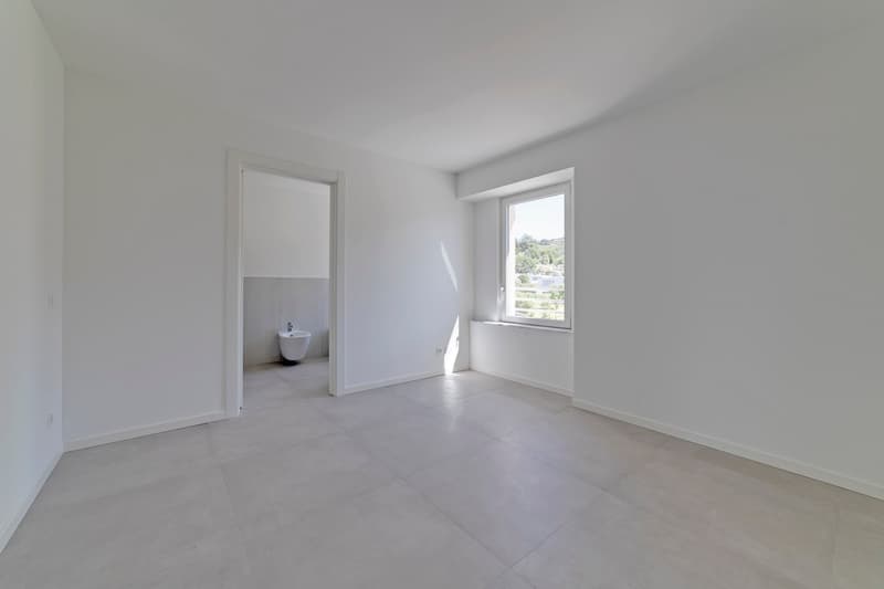 favoloso, luminoso e spazioso con mansdarda di 75m2 (13)
