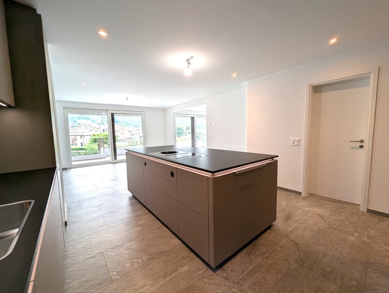 Modernes und elegantes Ferien-Penthouse am See mit Bootsliegeplatz (7)