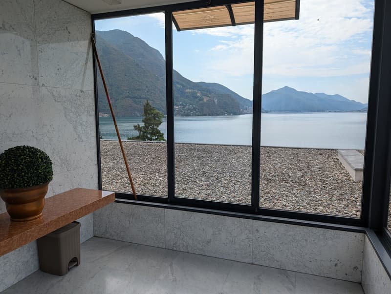Appartamento di 4 locali  con imprendibile e unica vista Lago (25)