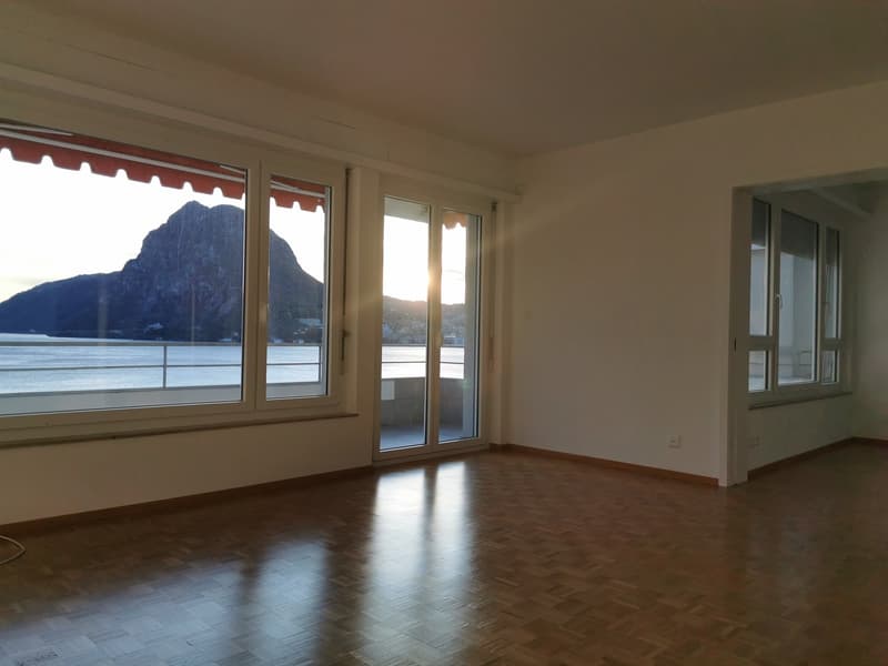 Appartamento di 4 locali  con imprendibile e unica vista Lago (3)