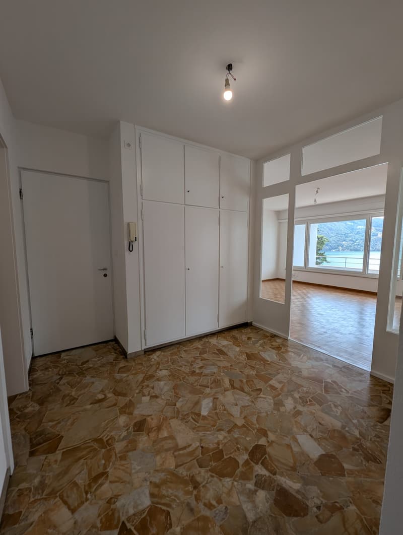 Appartamento di 4 locali  con imprendibile e unica vista Lago (9)
