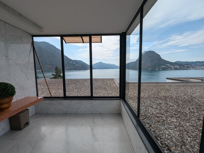 Appartamento di 4 locali  con imprendibile e unica vista Lago (24)