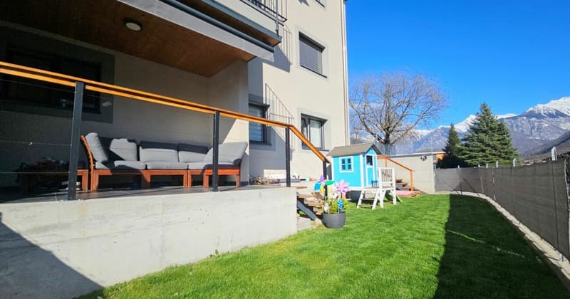 APPARTAMENTO DI 4.5 LOCALI CON GIARDINO (2)