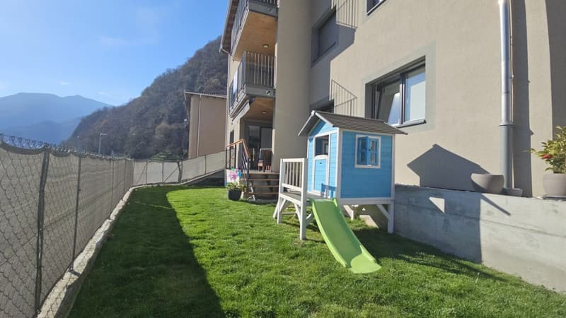 APPARTAMENTO DI 4.5 LOCALI CON GIARDINO (3)