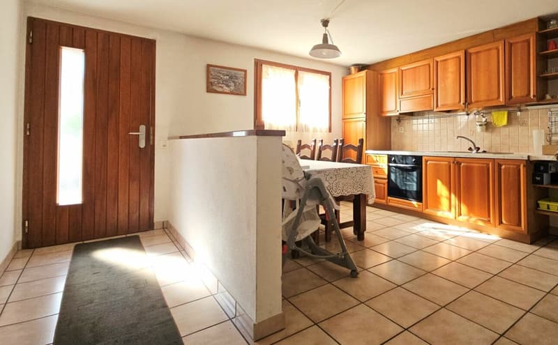 AMPIA CASA INDIPENDENTE CON GIARDINO (17)