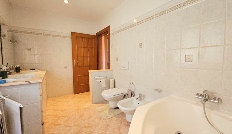 AMPIA CASA INDIPENDENTE CON GIARDINO (16)