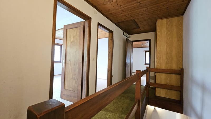 INTERESSANTE CASA UNIFAMILIARE A GRONO-LEGGIA (8)