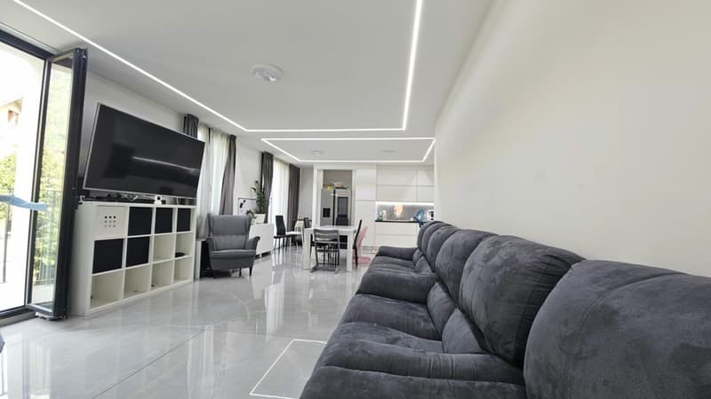 MODERNA CASA UNIFAMILIARE DI 5.5 LOCALI (4)