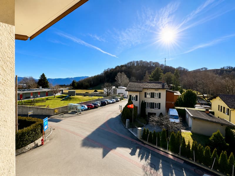 Arosio - Nuova casa unifamiliare tra natura ed architettura (11)
