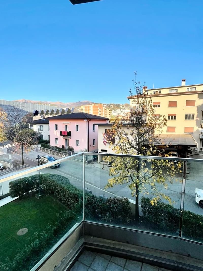 STUDIO ARREDATO IN ZONA CASSARATE (12)