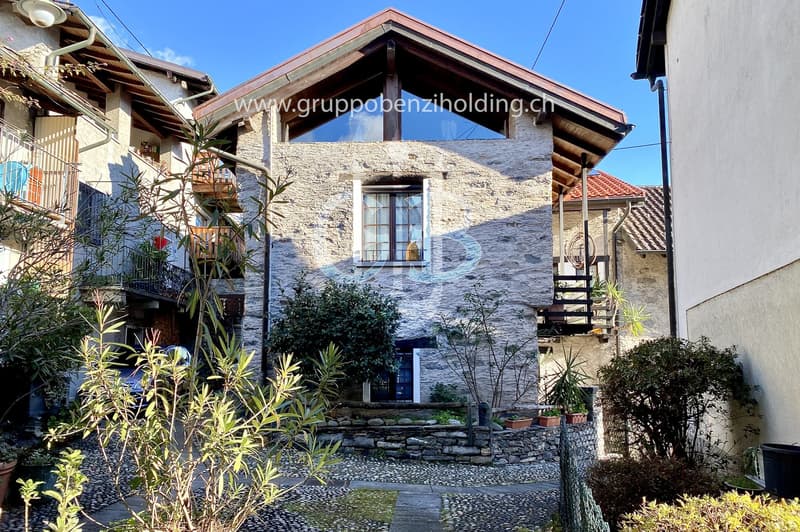 Luminosa casa di charme a Gordola in contesto residenziale. (3)