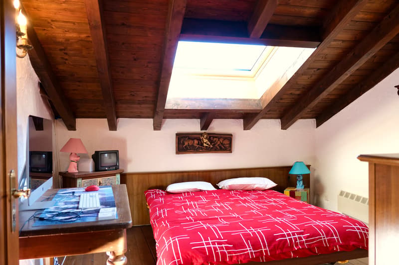 Luminosa casa di charme a Gordola in contesto residenziale. (15)