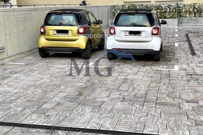 Appartamento arredato di nuova costruzione con giardino privato (20)