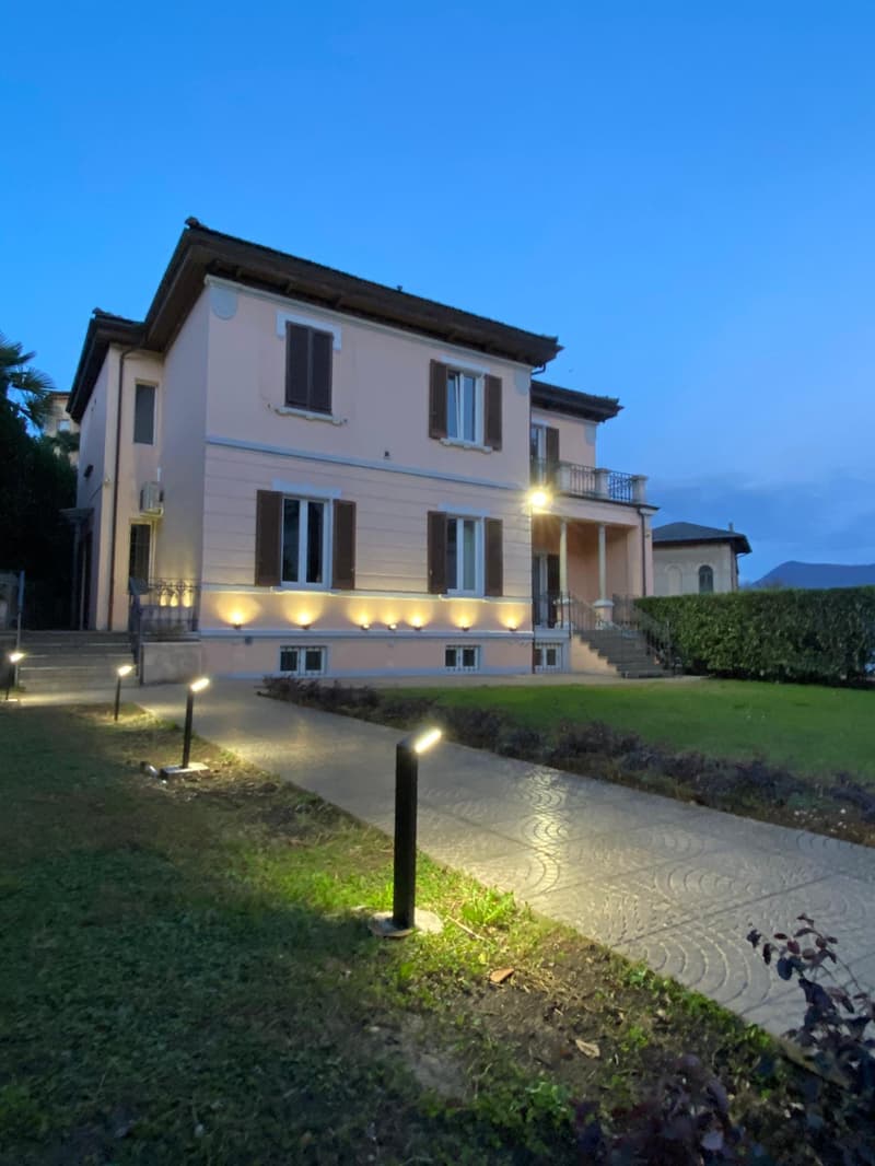 AFFITTASI MENSILMENTE Villa pronta all'uso in centro Lugano con importante vista lago (3)