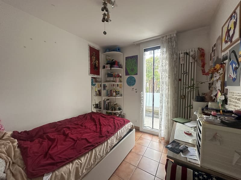 VENDESI LUMINOSA VILLA A SCHIERA (9)