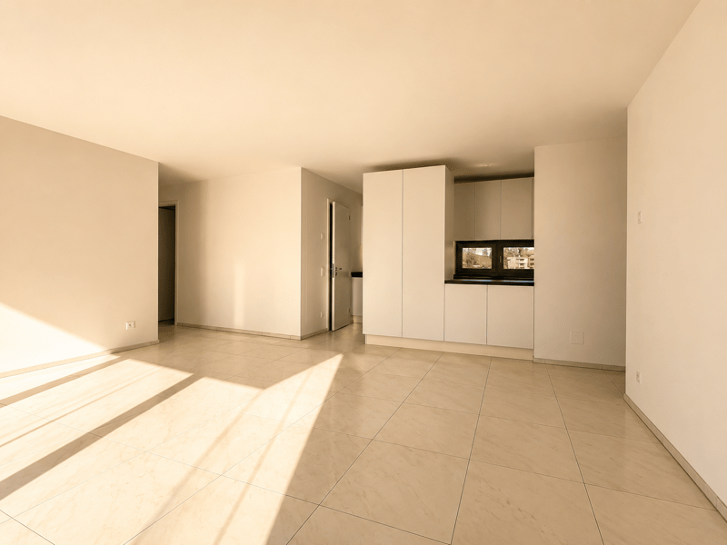 RIVERA - AFFITTASI 4.5 LOCALI CON TERRAZZA VETRATA (4)