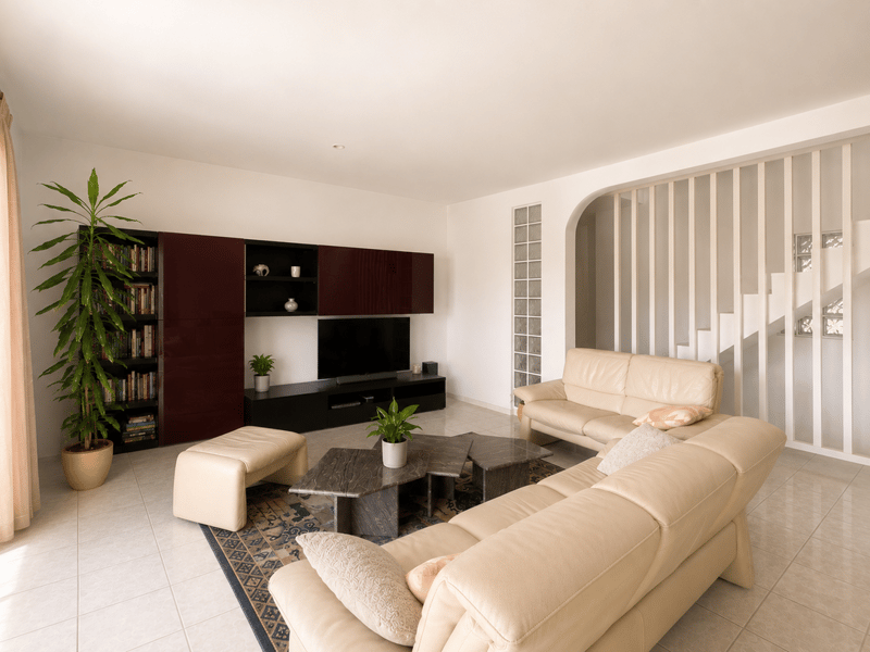 VACALLO - VENDESI LUMINOSA PROPRIETÃ CON GIARDINO PRIVATO (3)