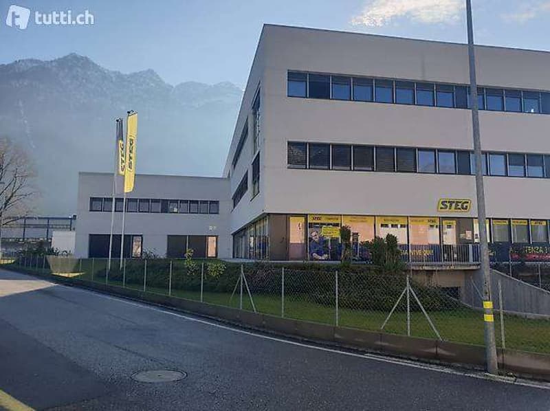 Affittasi spazio commerciale di 234 m² a Giubiasco - Piano terra (2)