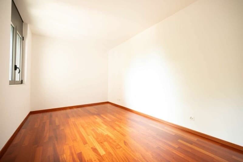 Prestigioso appartamento con vista lago (8)